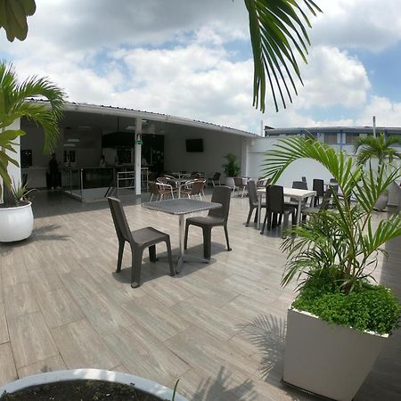 Diagonal Hotel Chipichape Кали Екстериор снимка
